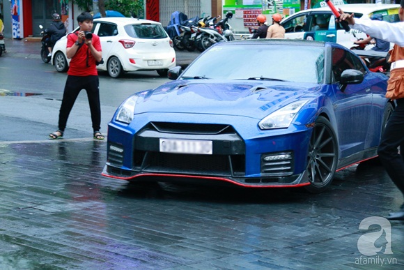 Cận cảnh dàn siêu xe cực khủng quy tụ trong đám cưới Cường Đô La - Đàm Thu Trang-8