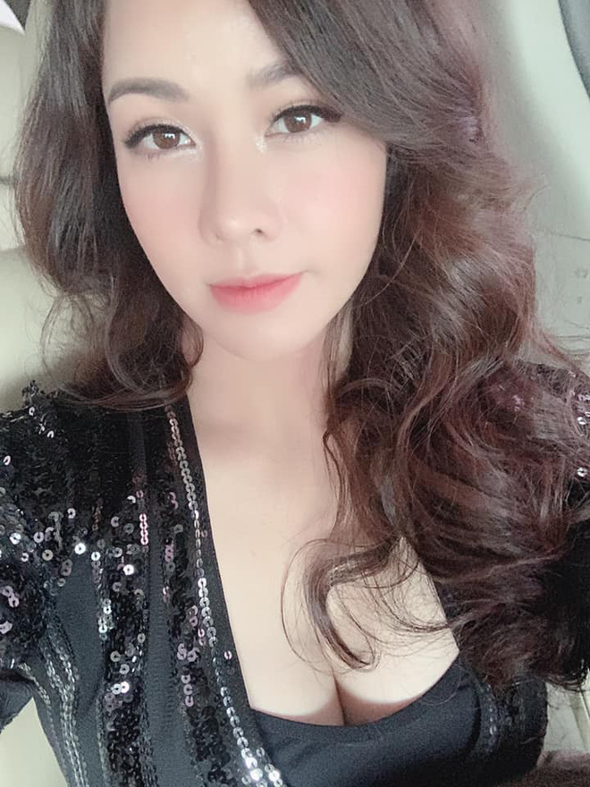 Sau vụ bị trộm 5 tỷ đồng, Nhật Kim Anh lại gây xót xa khi tiết lộ phải đợi suốt 7 tiếng đồng hồ để gặp con trai-3