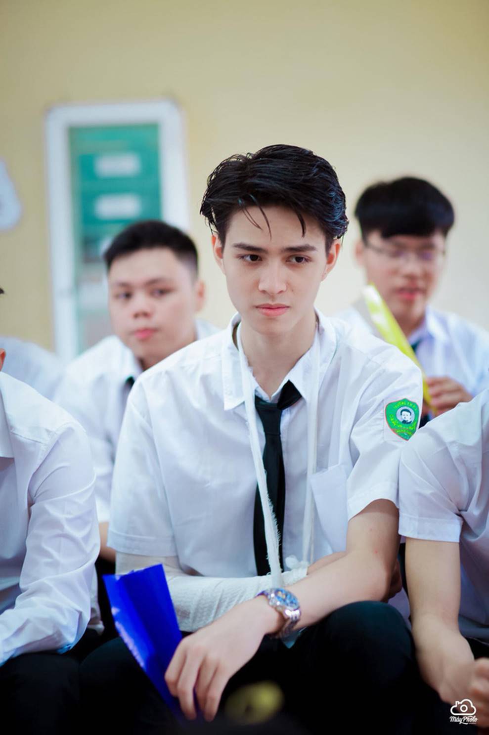 Nam sinh Hải Phòng gây bão vì đẹp chuẩn soái ca, nhưng kéo đến tấm ảnh thời bé mới thực sự bất ngờ-7