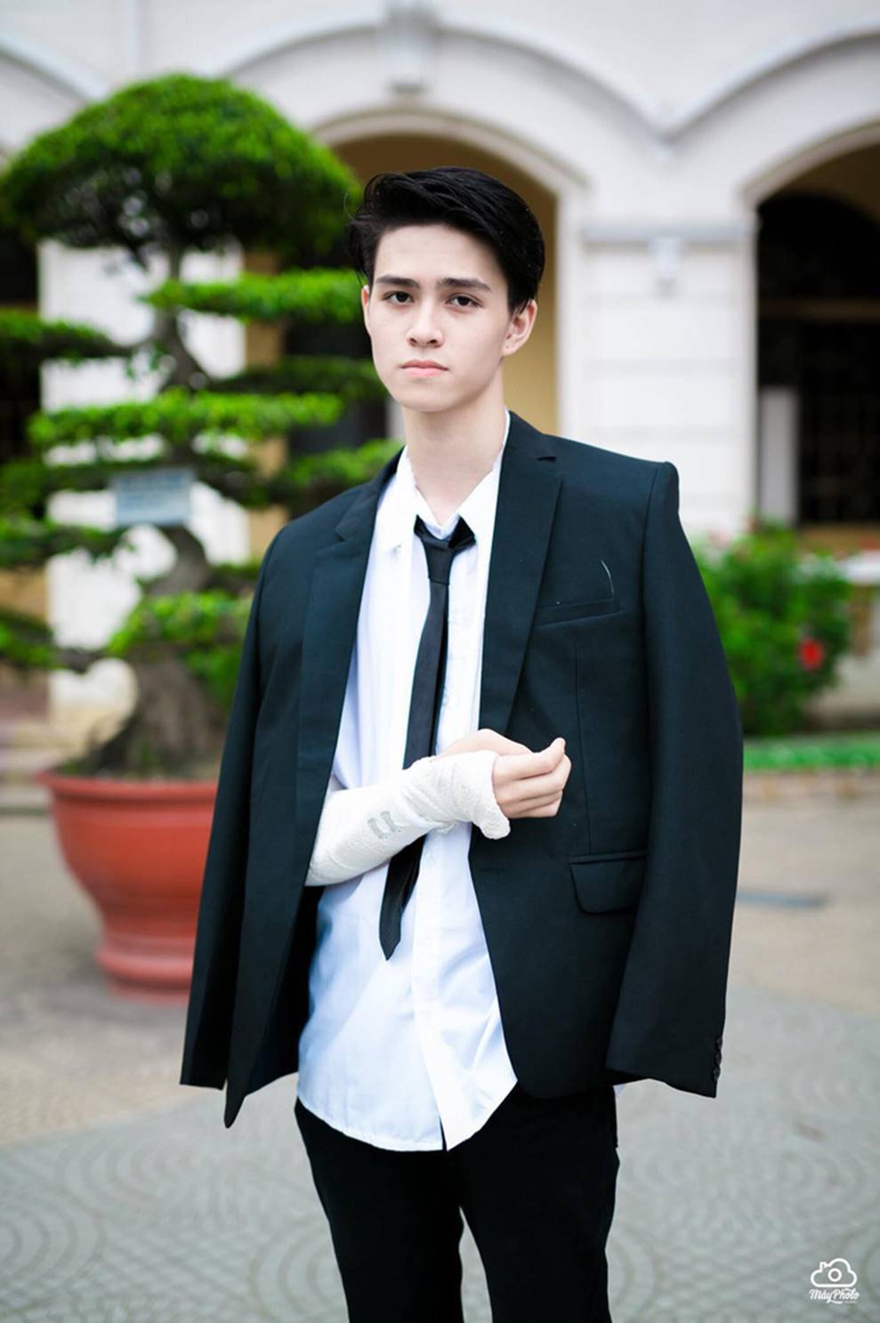 Nam sinh Hải Phòng gây bão vì đẹp chuẩn soái ca, nhưng kéo đến tấm ảnh thời bé mới thực sự bất ngờ-10