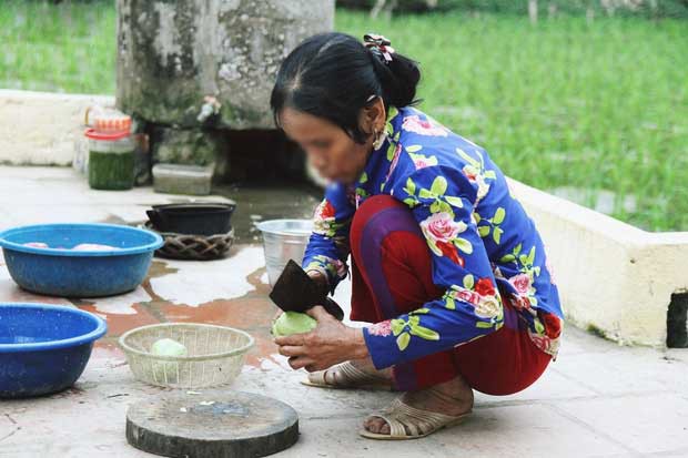 Những hình ảnh khắc khổ của mẹ ca sĩ Châu Việt Cường trước khi bị tàu hỏa đâm tử vong-5