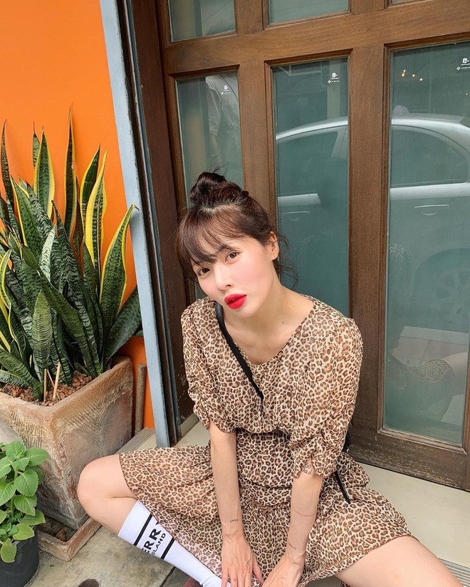 Khi mà sao Hàn, sao Việt còn đang diện ầm ầm và sexy hết nấc thế này thì mốt da báo còn lâu mới bay màu-2