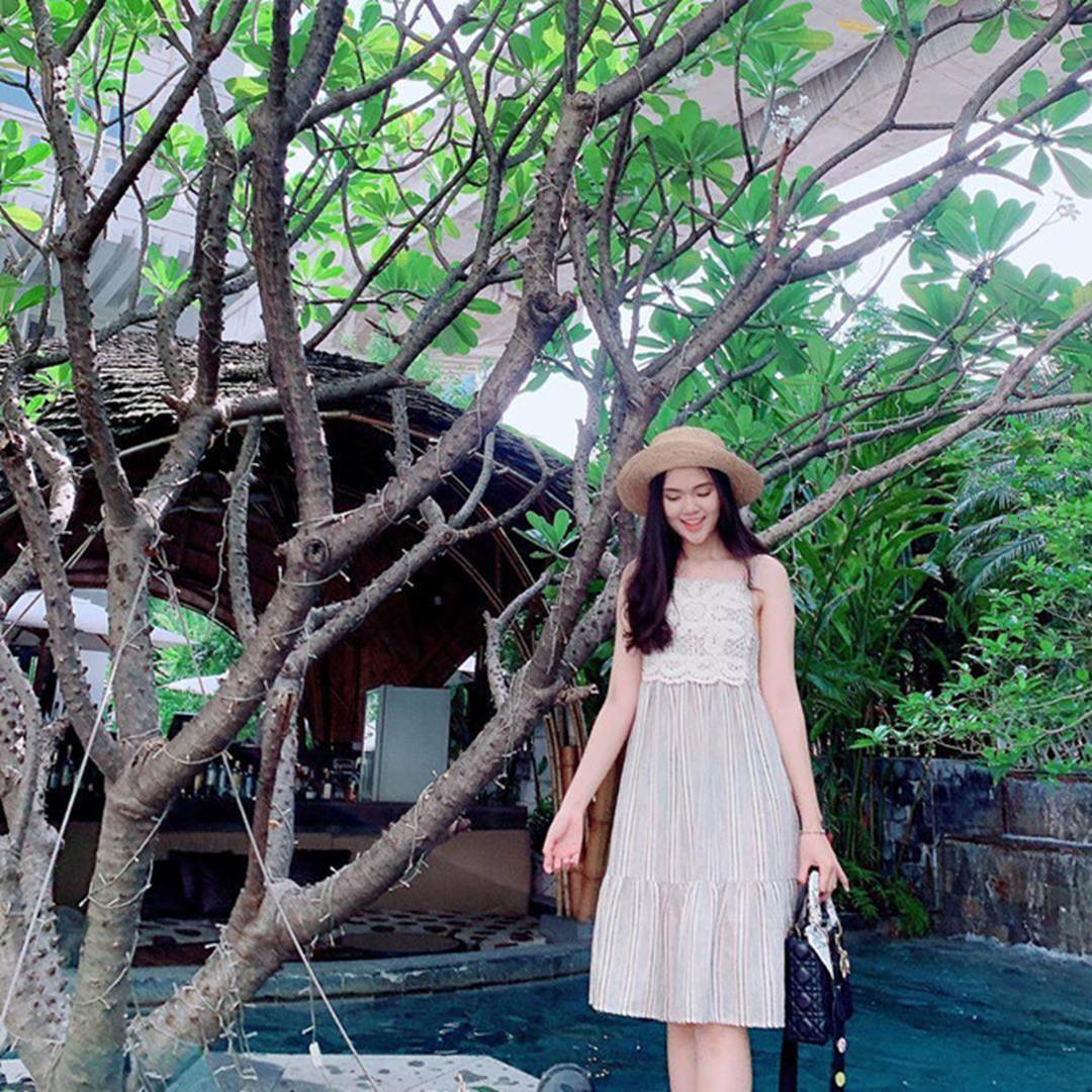 Bạn gái Quang Hải, Duy Mạnh khoe ảnh du lịch: Bánh bèo, sexy đủ cả-13