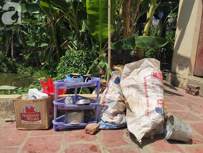 Đám tang đẫm nước mắt của mẹ ca sĩ Châu Việt Cường: Nó đi nhặt ve chai dành dụm tiền thăm thằng Cường-8