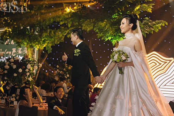 Cận cảnh 3 chiếc váy cưới chính thức trong hôn lễ với Cường Đô la giúp Đàm Thu Trang tỏa sáng như nàng công chúa bước ra từ chuyện cổ tích-7