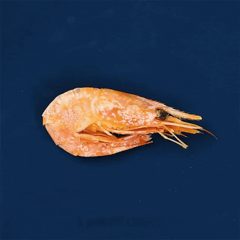 Bóc tôm bằng thìa, dĩa khi đi ăn tiệc - chẳng bẩn tay lại vừa nhanh vừa chuẩn-1