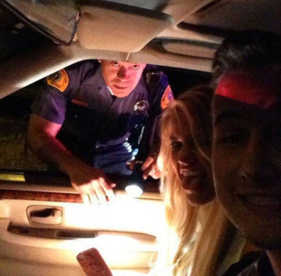 Con người đang ngày càng sống ảo bất chấp sự hiểm nguy-12