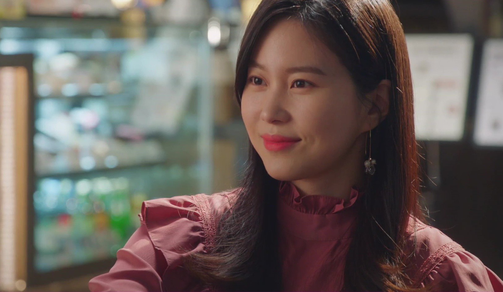 Chồng tán tỉnh gái lạ ngay trước mặt vợ chả chút kiêng dè, vợ liền thẳng tay cho anh ả tái mặt luôn-2