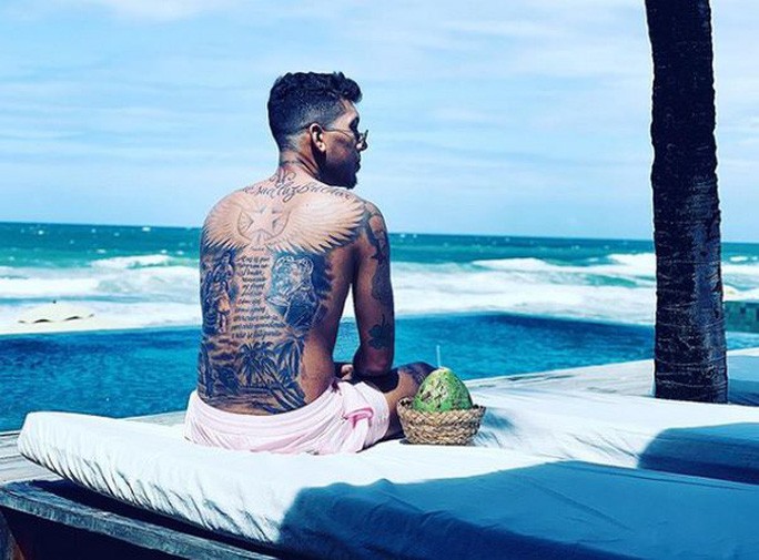 Sao Liverpool hủy kỳ nghỉ hè, xây trường học và bệnh viện ở Senegal-1