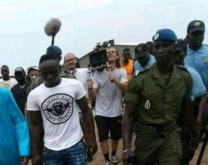 Sao Liverpool hủy kỳ nghỉ hè, xây trường học và bệnh viện ở Senegal-5