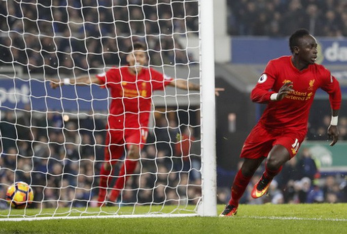 Sao Liverpool hủy kỳ nghỉ hè, xây trường học và bệnh viện ở Senegal-8