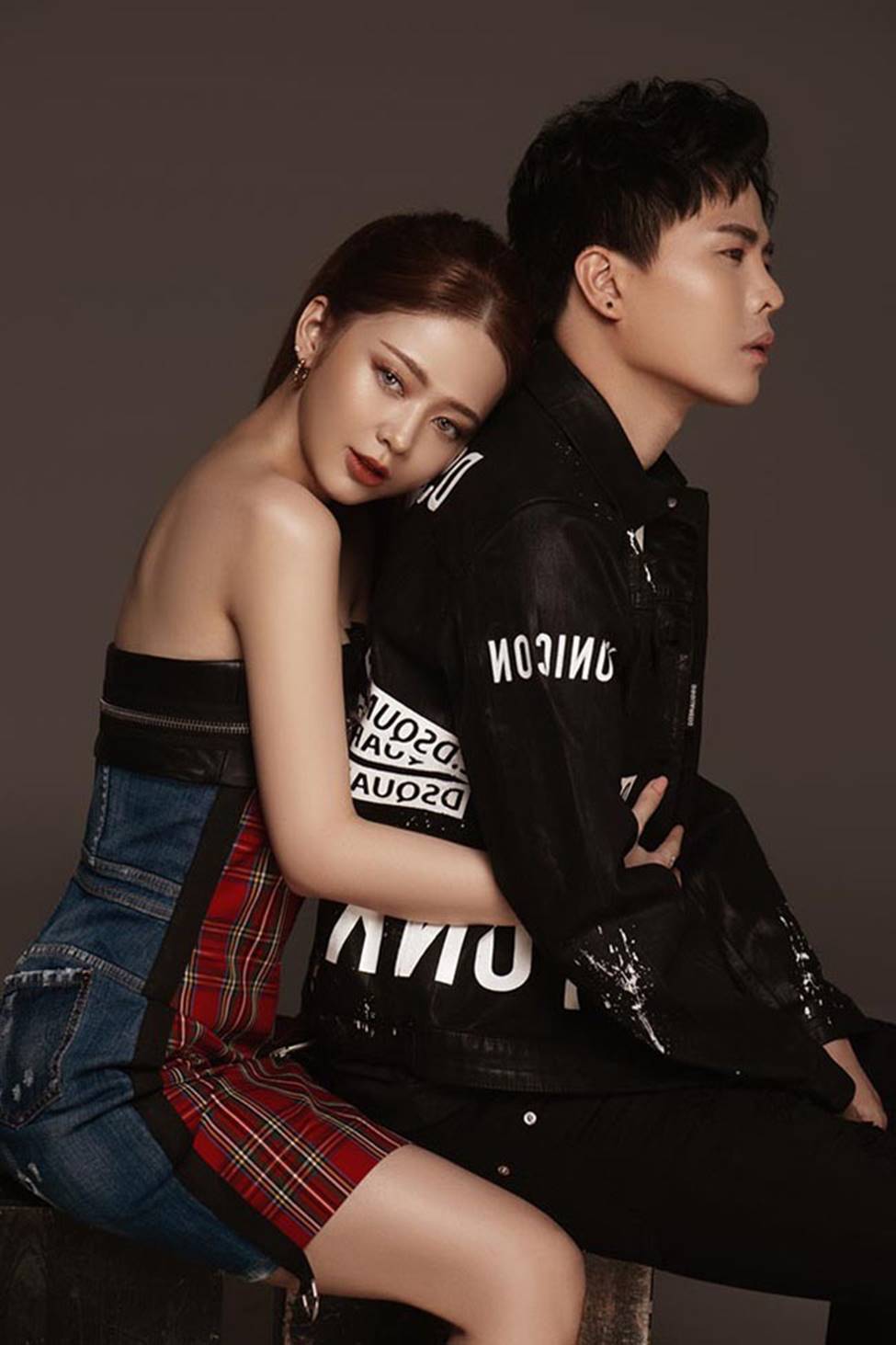 2 bạn gái của mỹ nam đào hoa Trịnh Thăng Bình: Đều đẹp và mặc gì cũng gợi cảm-1