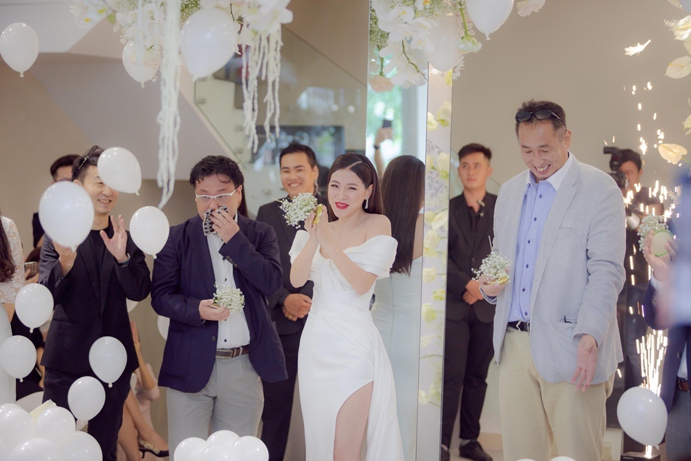 Bà bầu Lan Khuê đọ sắc cùng mỹ nhân Chiếc lá cuốn bay-11