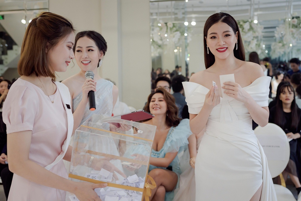 Bà bầu Lan Khuê đọ sắc cùng mỹ nhân Chiếc lá cuốn bay-9