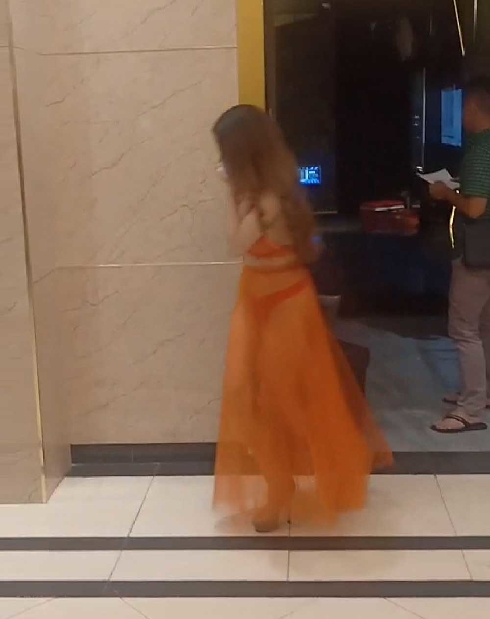 Cảnh đời nữ tiếp viên ở những tụ điểm ăn chơi nổi tiếng Sài Gòn-2