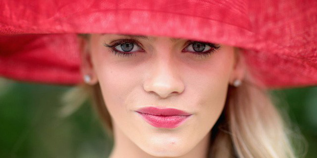 Thực hiện 10 điều này ở độ tuổi 20, chắc chắn 10 năm sau bạn sẽ trở thành triệu phú: Hãy phấn đấu khi còn sức trẻ để về sau không còn nuối tiếc-4