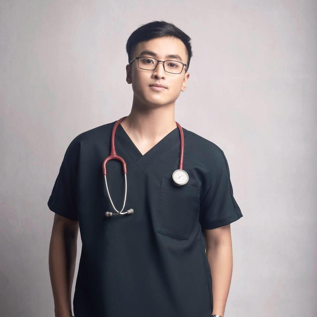 Xuất hiện chàng trai giống hệt Giang Thần, là cử nhân Y Đa khoa của ĐH Y dược TP.HCM khiến fangirl xếp hàng xin được... bệnh-2