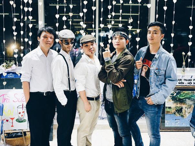 Xuất hiện chàng trai giống hệt Giang Thần, là cử nhân Y Đa khoa của ĐH Y dược TP.HCM khiến fangirl xếp hàng xin được... bệnh-12