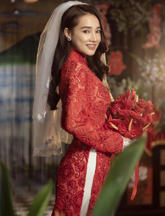 Nhã Phương đốn tim người hâm mộ khi khoác lên mình chiếc áo cô dâu-9