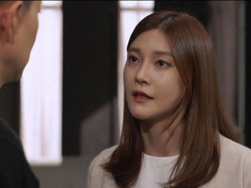 Chồng dẫn bạn về nhà nhậu say xỉn xong còn ra tay đánh vợ, nhưng: Bãi chiến trường sau đó mới chính là nỗi uất nghẹn của tôi!-3