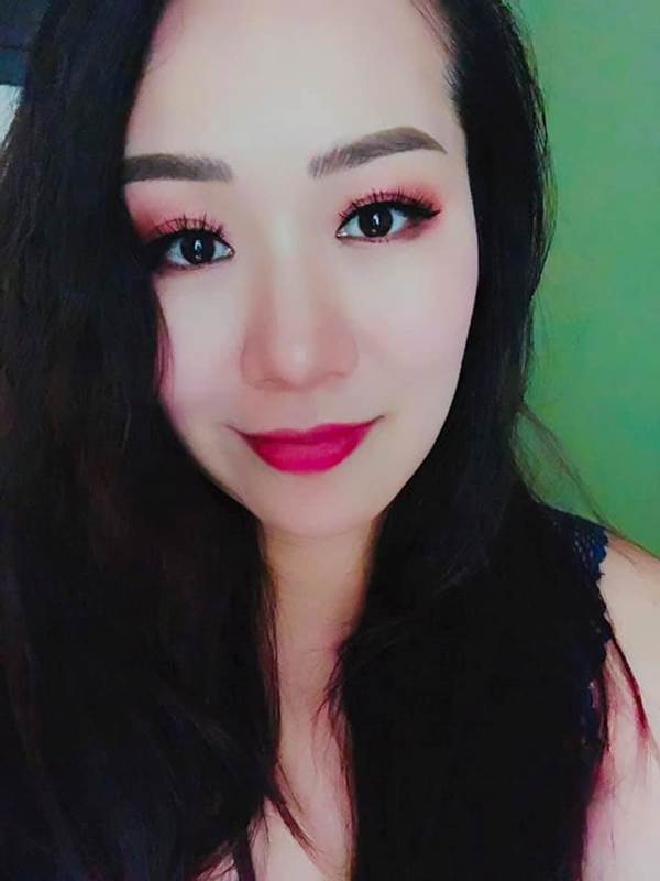 Ngô Phương Lan khoe khéo vòng 1 gợi cảm, tái xuất xinh đẹp sau khi sinh con-2