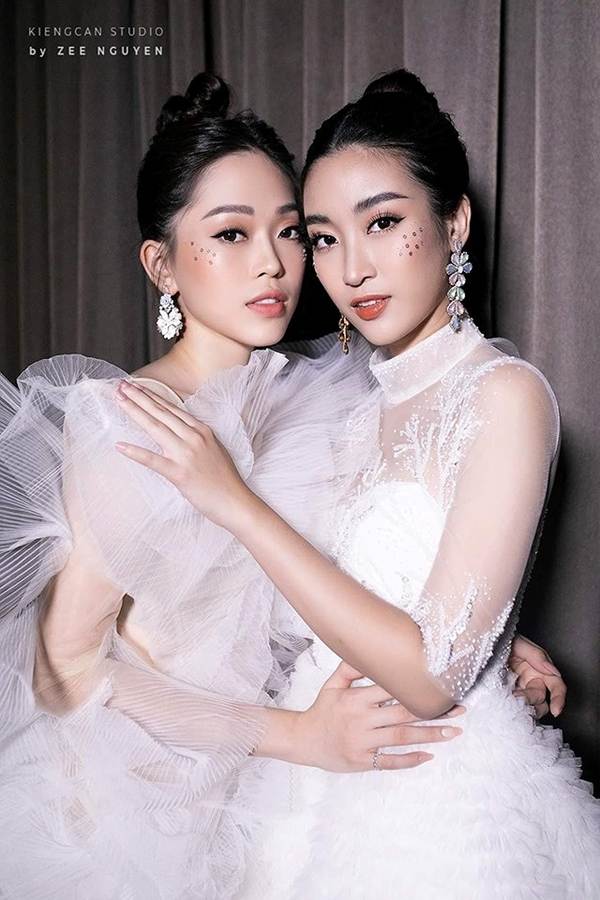 Ngô Phương Lan khoe khéo vòng 1 gợi cảm, tái xuất xinh đẹp sau khi sinh con-4