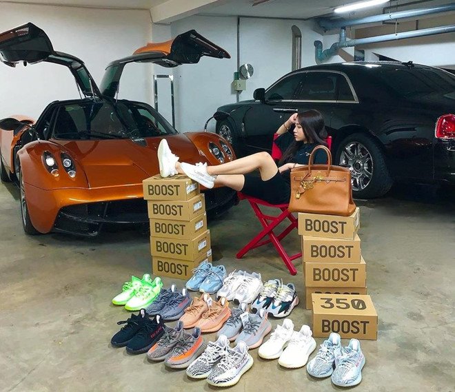 Con gái Minh Nhựa sở hữu chục đôi giày hiếm, xách túi 350 triệu đồng-2