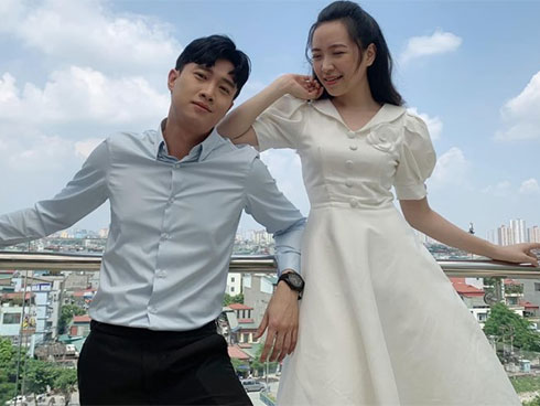 Lộ kết phim Về nhà đi con, Vũ cầu hôn Thư bằng bó hoa dại-5