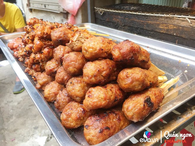 Mới bán được 1 năm, quán thịt bao mía Khâm Thiên khiến blogger Hàn Quốc mê như điếu đổ-4