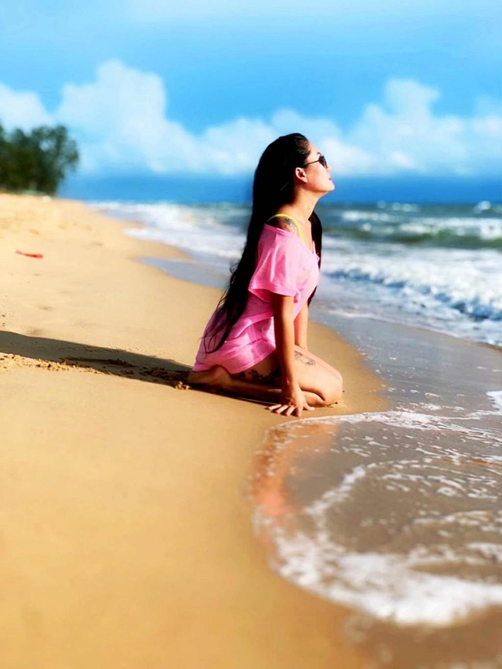 Người đẹp Về nhà đi con lộ hàng loạt hình xăm lớn khi diện bikini-10