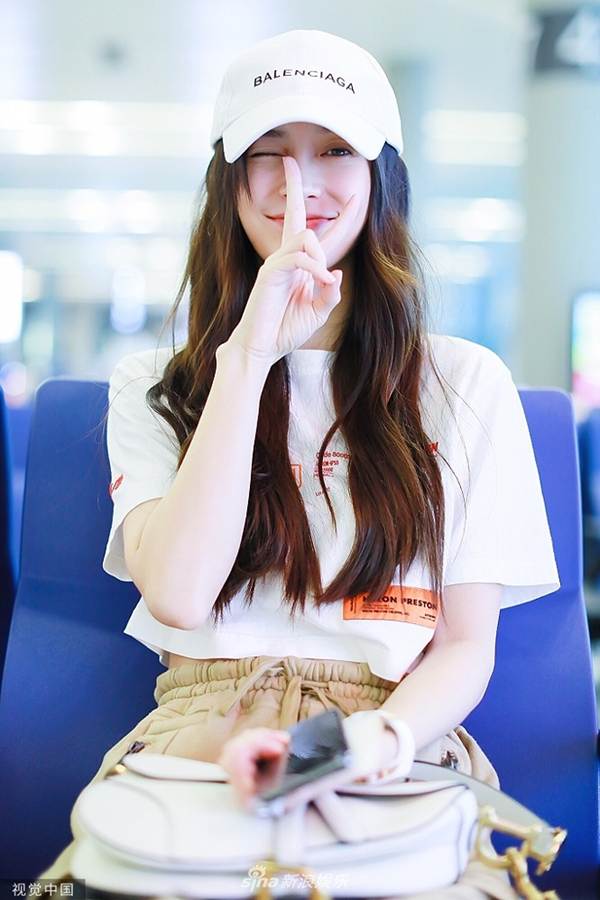 Angelababy tóc tém cực ngầu trên Vogue-10