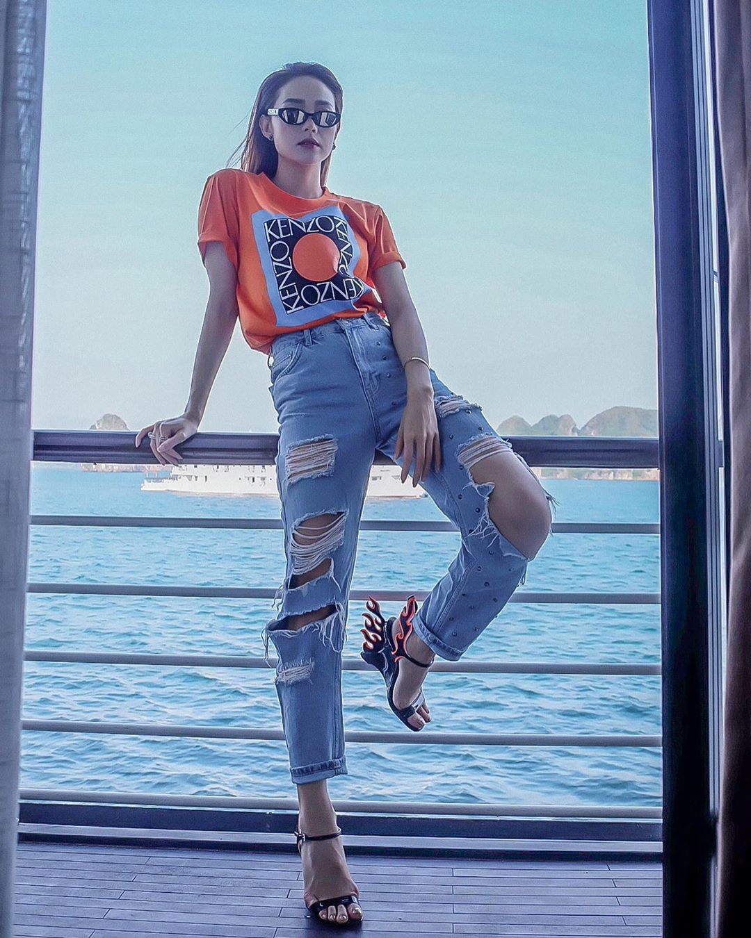 Minh Hằng lão hóa ngược khó tin bên Khả Ngân kém 10 tuổi, ra là nhờ 4 bí kíp trẻ hóa phong cách sau-11