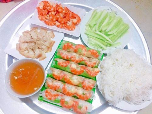 9X cứ vào bếp nấu món nào là chồng mê món đó, tới trẻ con cũng hưởng ứng nhiệt tình-10