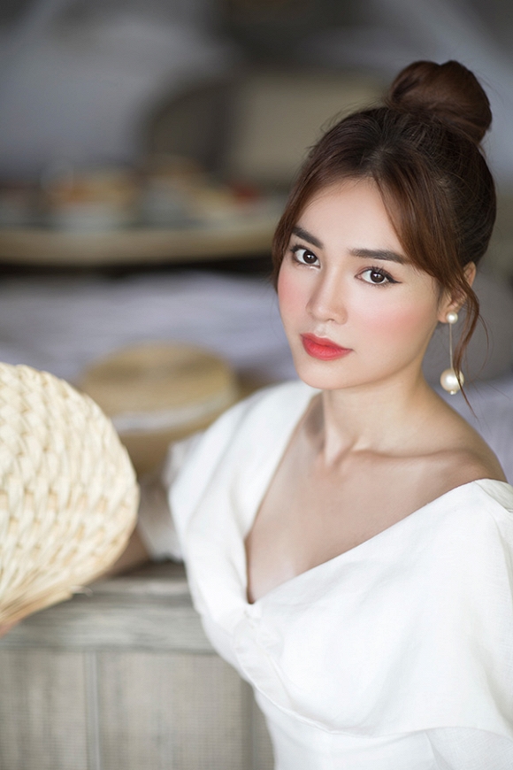 Ninh Dương Lan Ngọc xuất hiện xinh đẹp và thần thái trong bộ ảnh mới-8