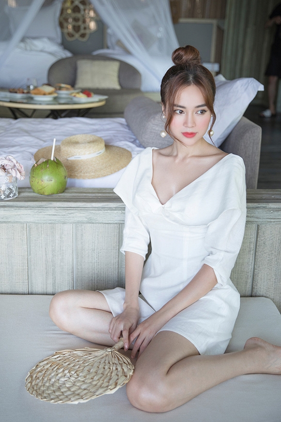 Ninh Dương Lan Ngọc xuất hiện xinh đẹp và thần thái trong bộ ảnh mới-9