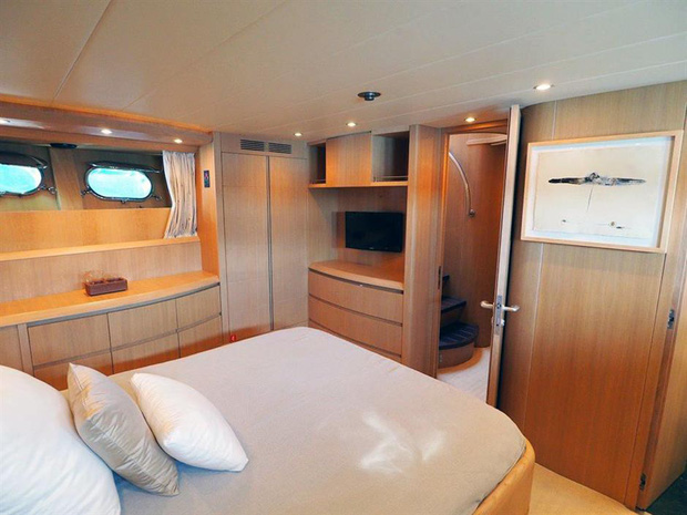 Choáng ngợp trước du thuyền sang chảnh được Messi chọn để nghỉ hè: Như chốn thiên đường, thuê một tuần mất luôn 1,1 tỷ đồng-4