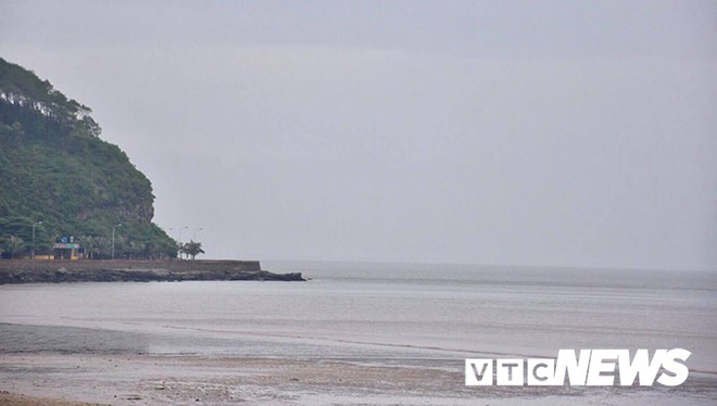 Hình ảnh mới nhất tại Quảng Ninh và Hải Phòng trước giờ bão số 3 đổ bộ-12