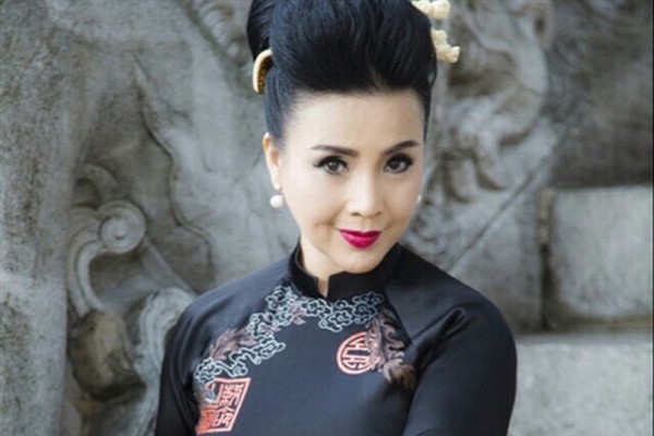 NSND Lan Hương: Em bé Hà Nội ngây thơ trưởng thành là người phụ nữ qua 2 cuộc làm lẽ đầy trắc trở-8