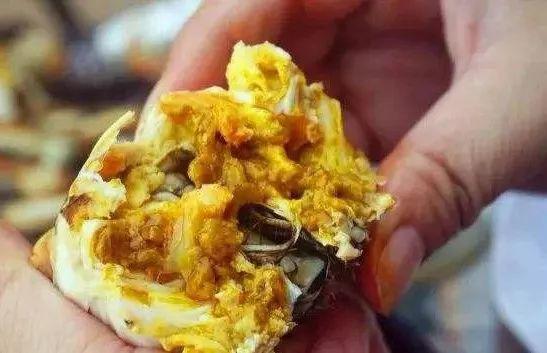 Khi hấp cua, nhiều người làm sai ngay từ bước đầu khiến món hải sản này mất ngon-4