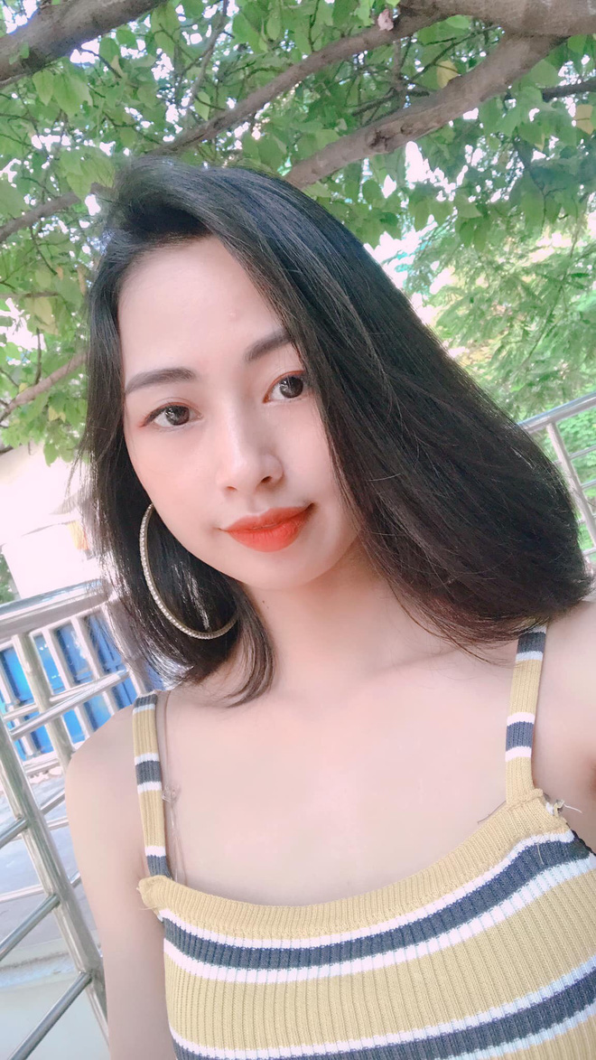 Sau bức ảnh xinh đẹp chụp trên phố Trần Duy Hưng, cô gái nhận loạt tin nhắn nhạy cảm-5