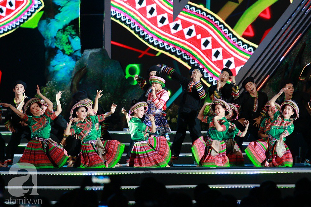 Lương Thùy Linh - mỹ nhân 10x học ngoại thương, IELTS 7.5 đăng quang Miss World Việt Nam 2019-34