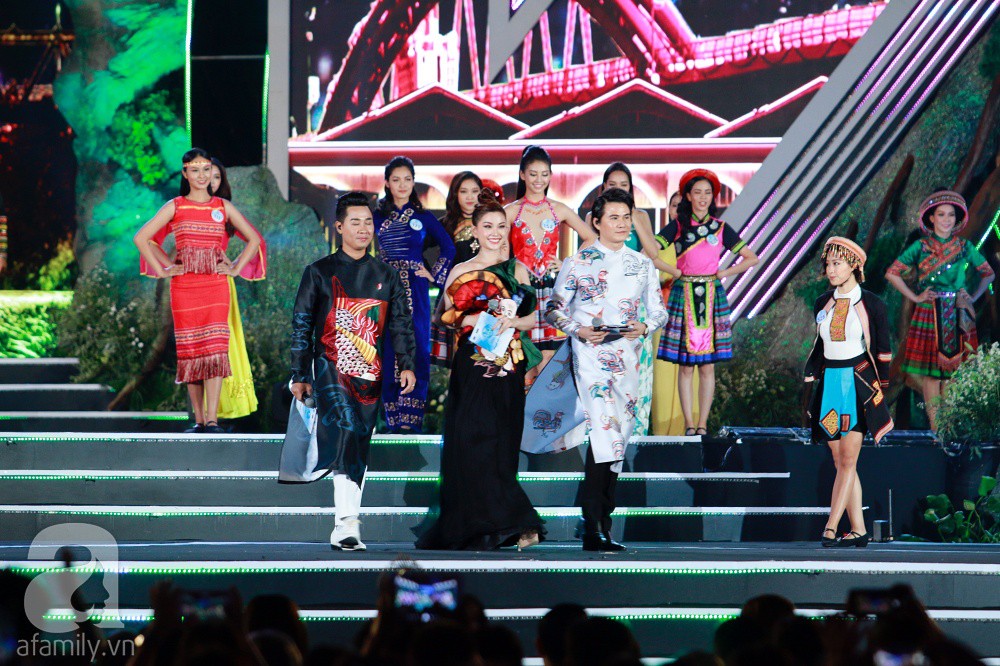 Lương Thùy Linh - mỹ nhân 10x học ngoại thương, IELTS 7.5 đăng quang Miss World Việt Nam 2019-40