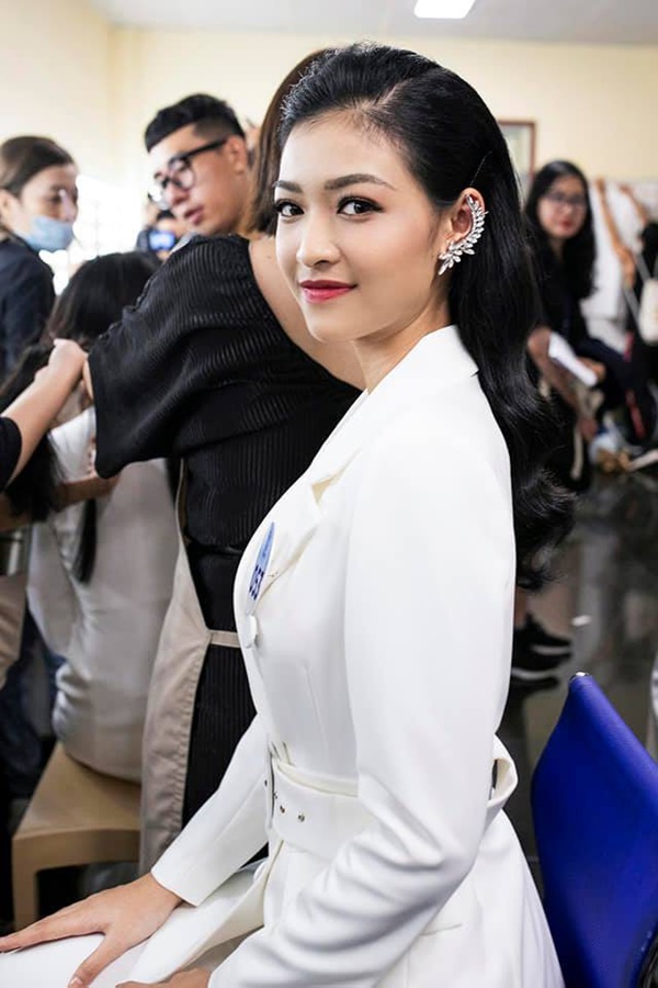 Chung kết Hoa hậu Thế giới Việt Nam 2019: Loạt ảnh đời thường của Á hậu 1 Nguyễn Hà Kiều Loan và Á hậu 2 Nguyễn Tường San-3