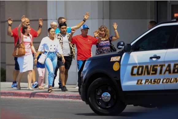 Xả súng ở siêu thị Mỹ, ít nhất 20 người chết-3