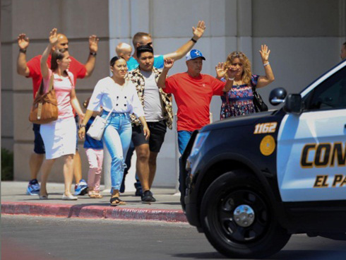 Hiện trường vụ xả súng khiến ít nhất 6 người bị thương tại trường học ở Mỹ-7