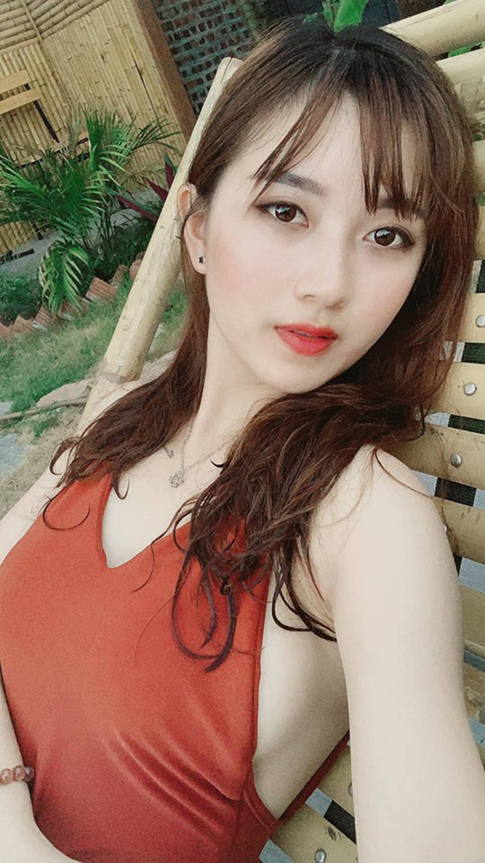 2 cô giáo tiểu học gây ngỡ ngàng vì ảnh đời thường bốc lửa-10