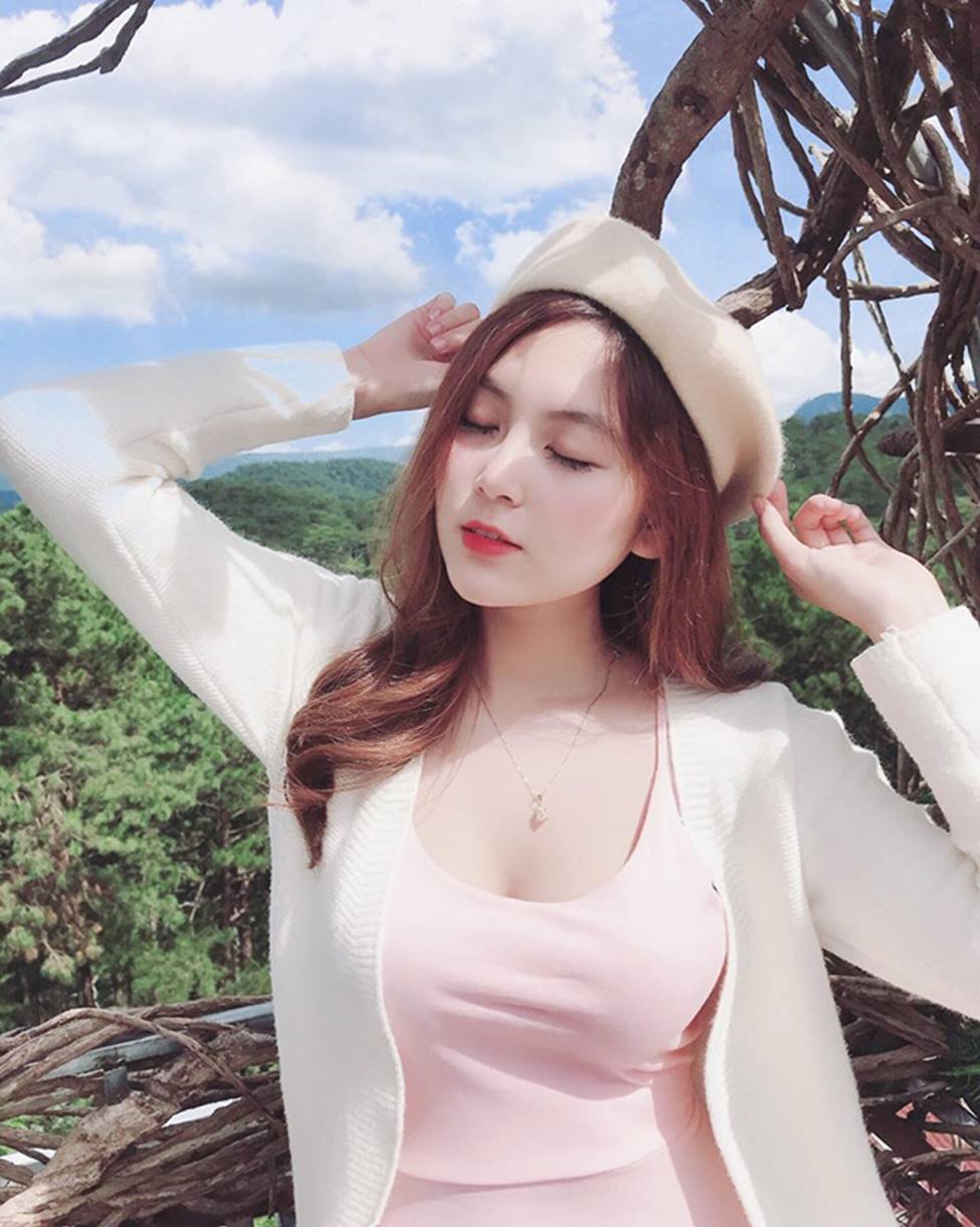 2 cô giáo tiểu học gây ngỡ ngàng vì ảnh đời thường bốc lửa-20