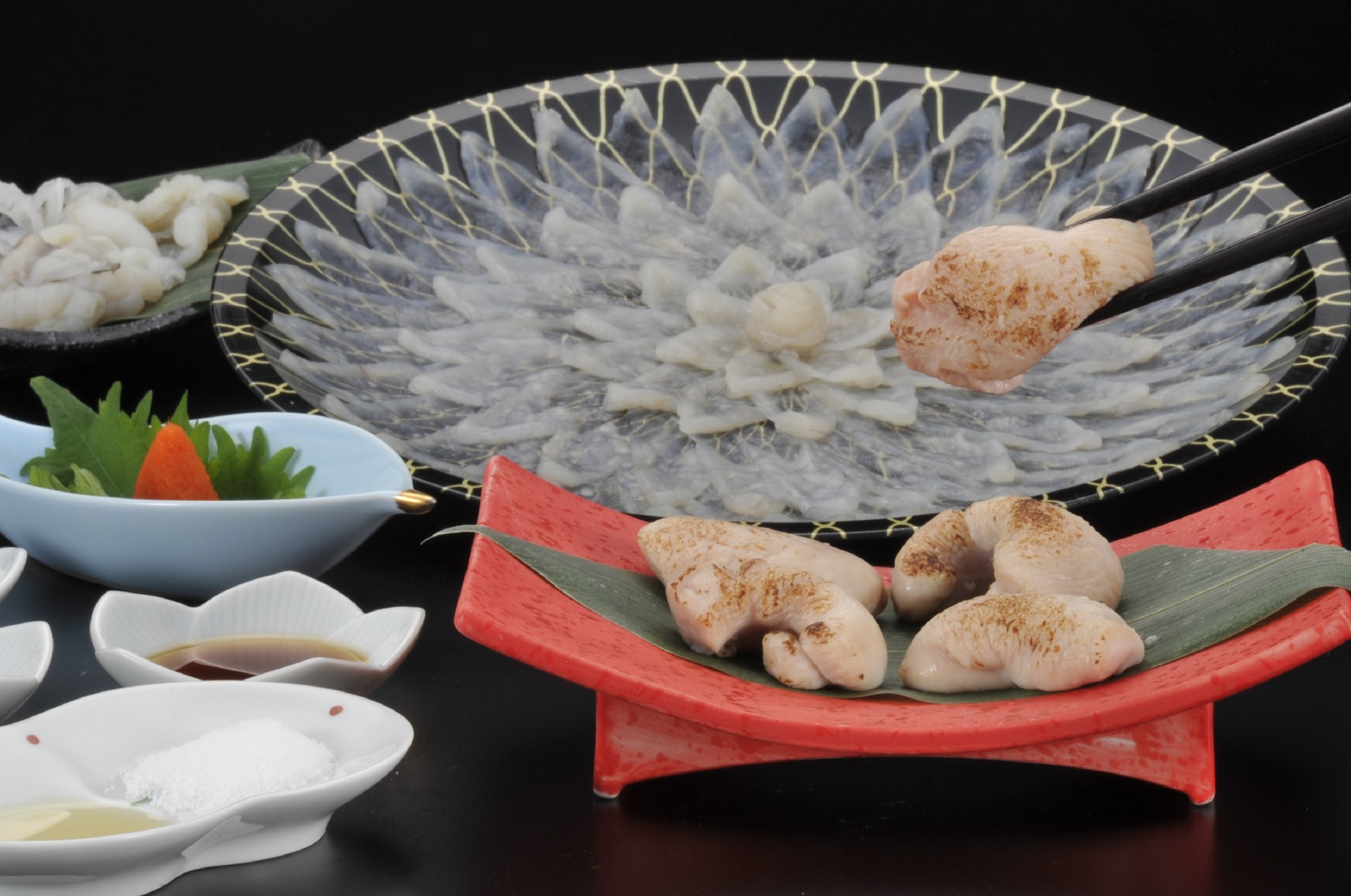 7,5 triệu đồng/100g thịt, ai mà ngờ loại cá vừa xấu xí vừa cực độc này lại đáng giá ở Nhật Bản đến thế-9