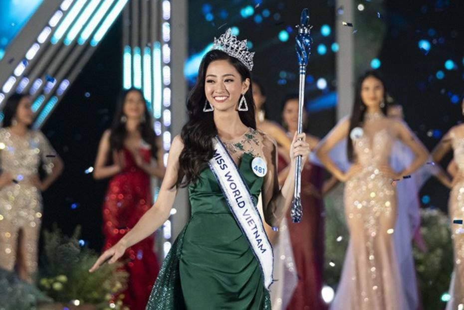 Hoa hậu Thế giới Việt Nam 2019 lại là sinh viên Ngoại thương, ai dám cướp danh hiệu lò đào tạo Hoa hậu của FTU nữa!-1