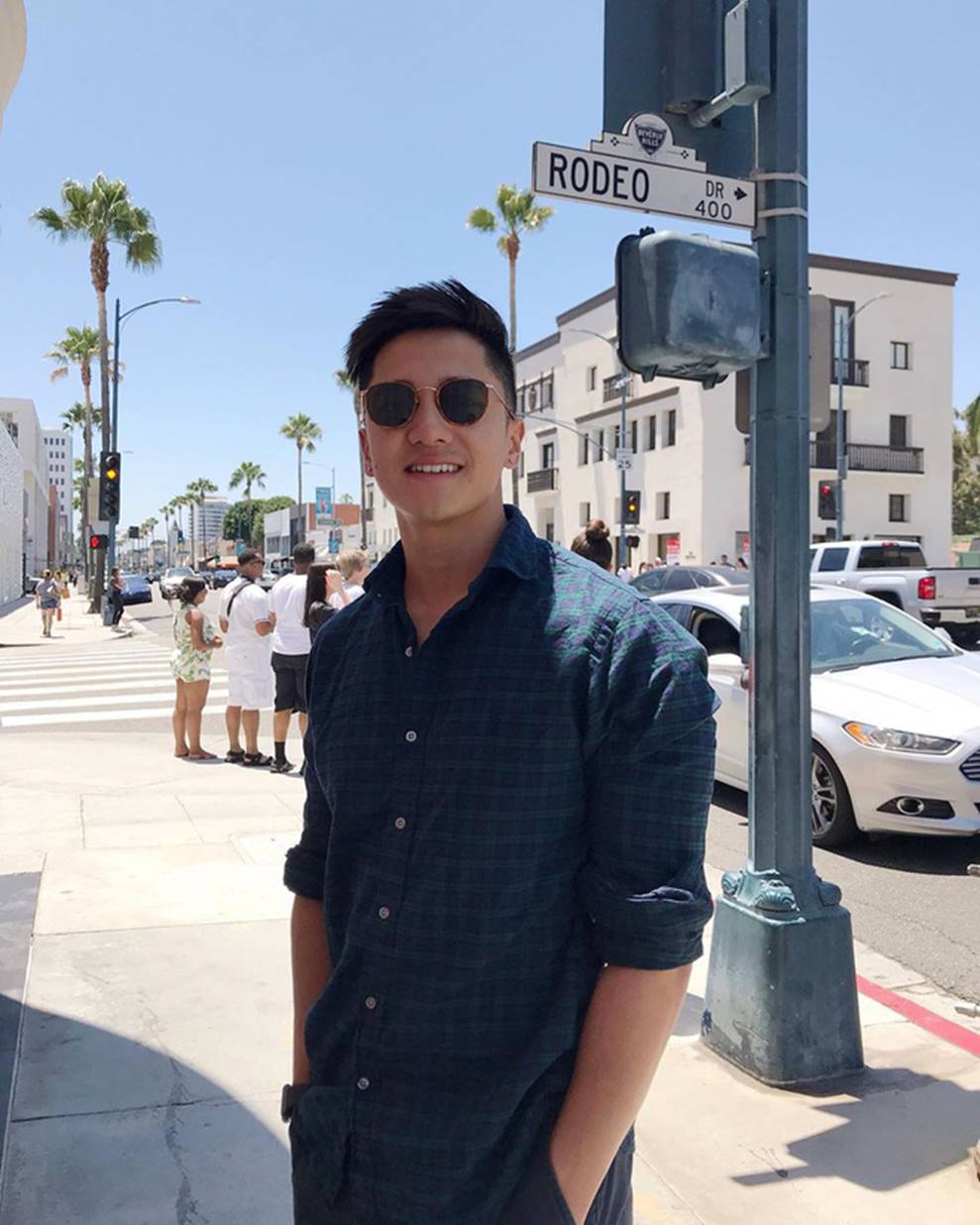 Thầy giáo trường nhà người ta sao lại đẹp trai thế này, đã vậy body còn 6 múi như tạc tượng, thầy muốn các em sống sao?-5